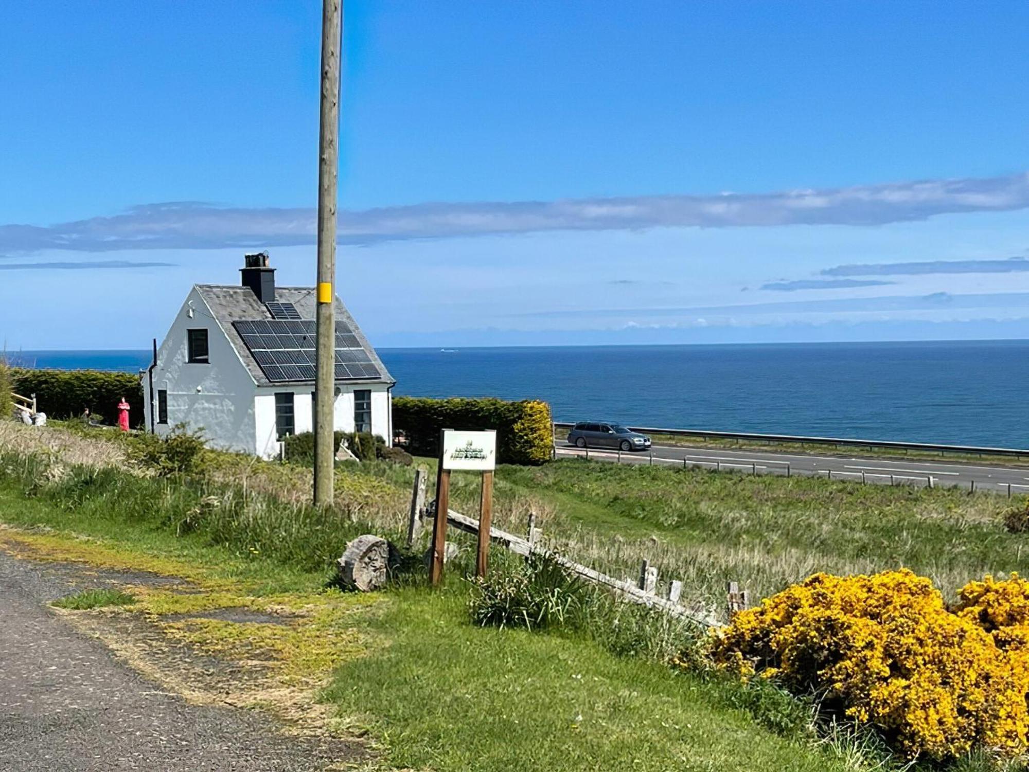 Sea View At Lamberton Villa Burnmouth Exterior foto
